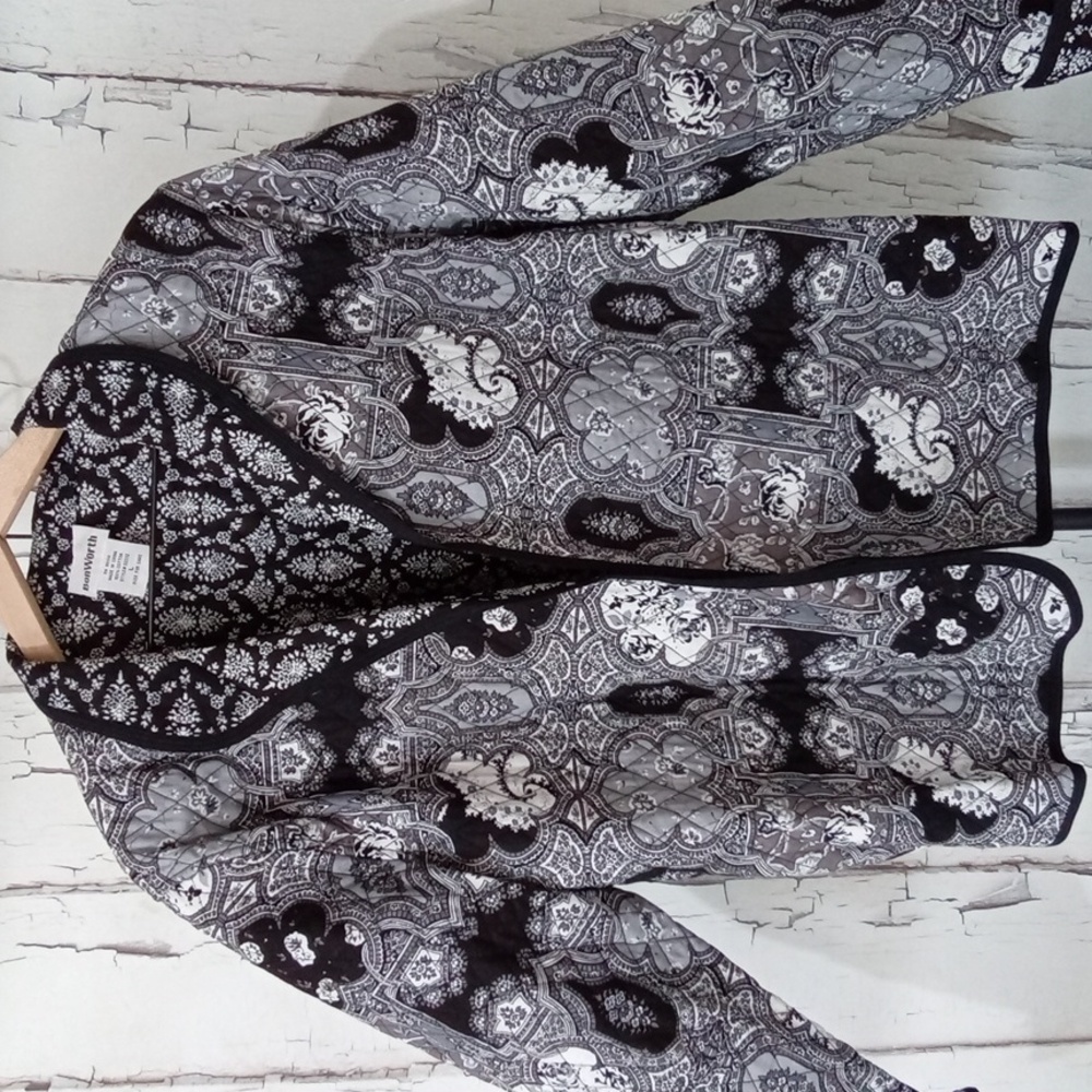 BonWorth Black and White Reversible Quilted Open Front Jacket Size L